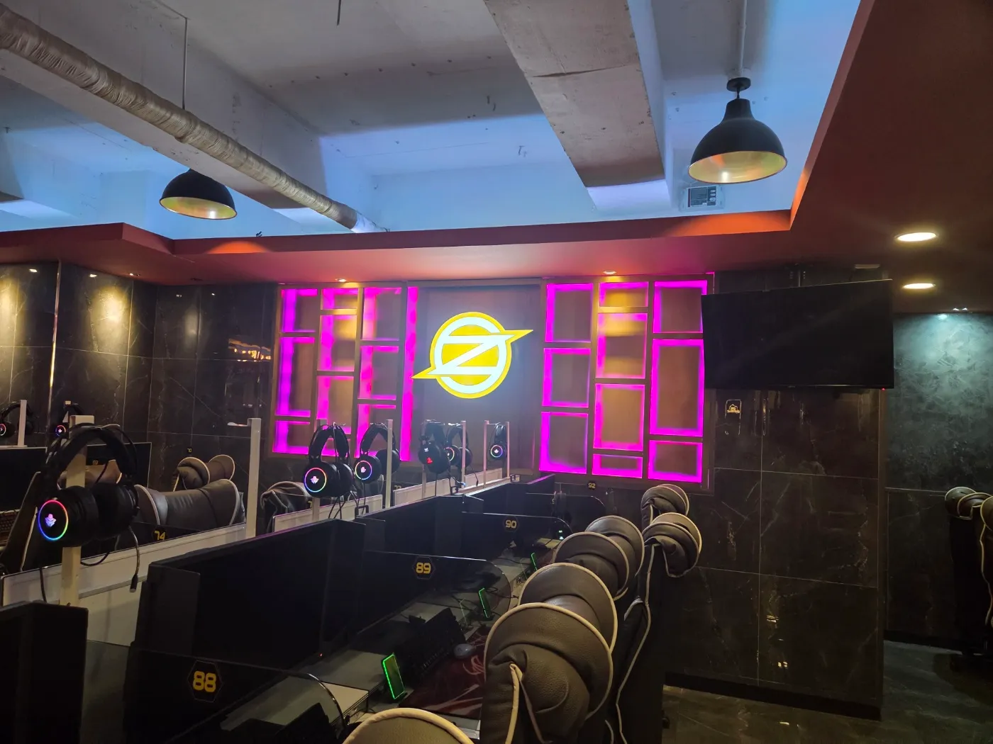 우상단 방향 화살표