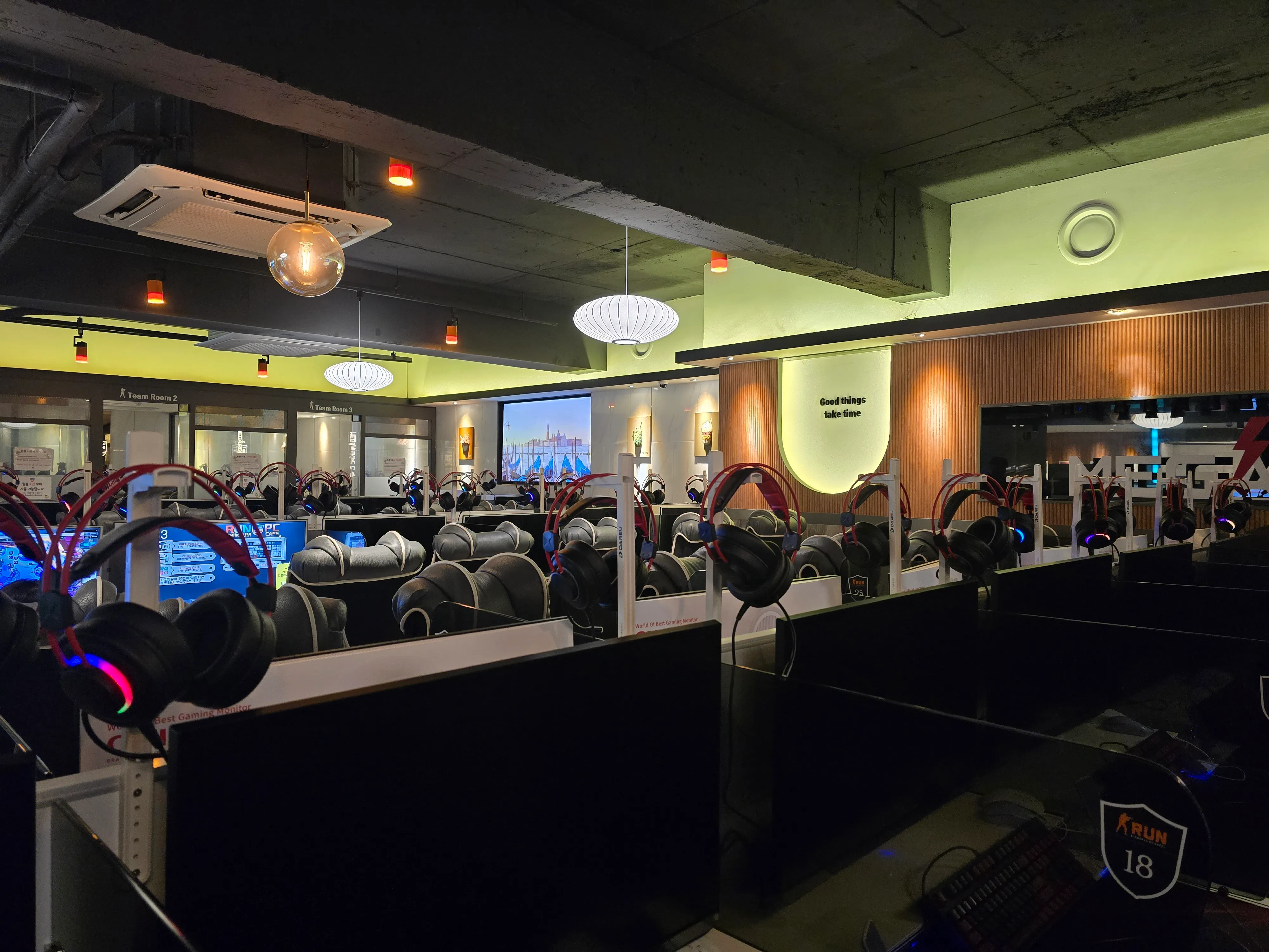 우상단 방향 화살표