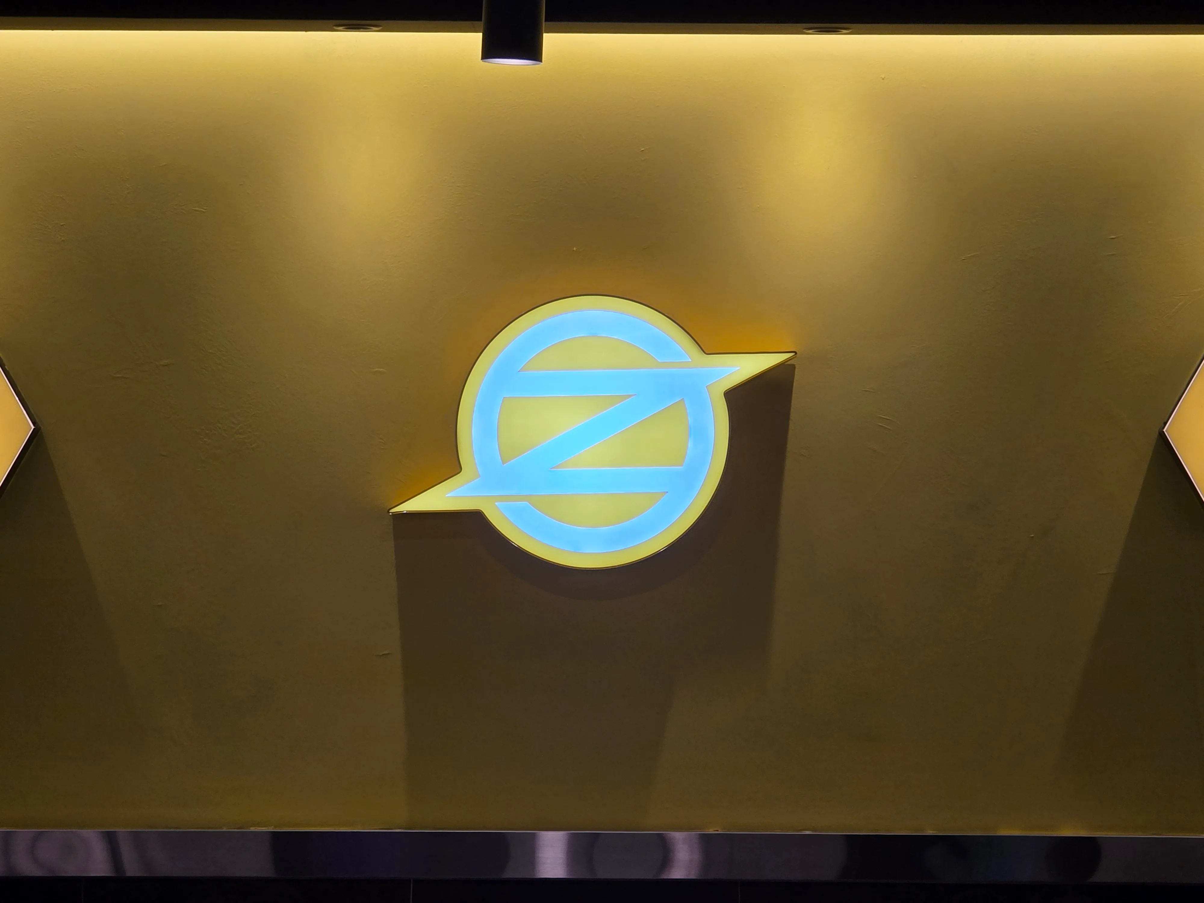 우상단 방향 화살표